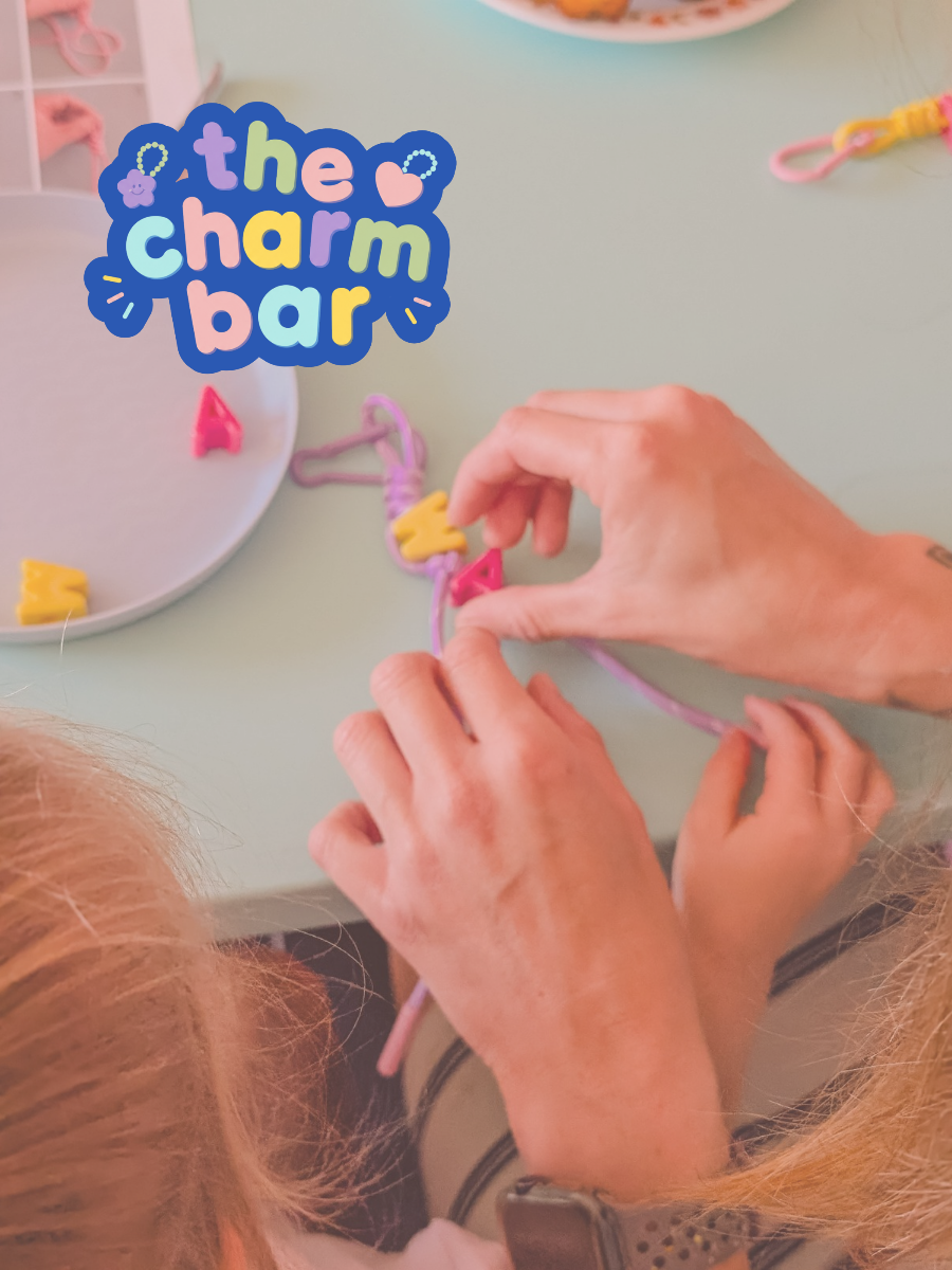 OUDER-KIND The Charm Bar Workshop: 9/08 10u